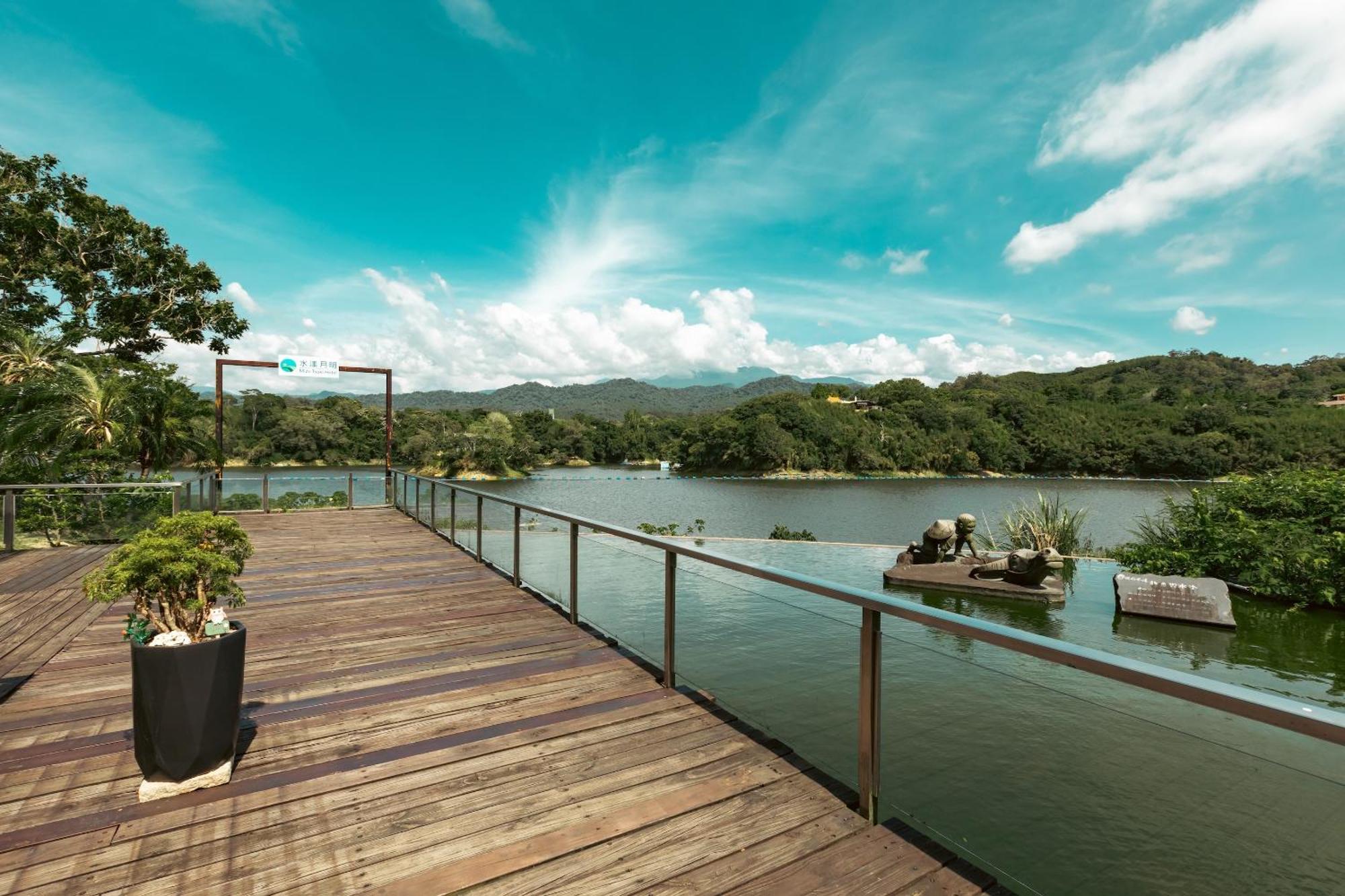 水漾月明度假文旅 Hotel Touwu Buitenkant foto